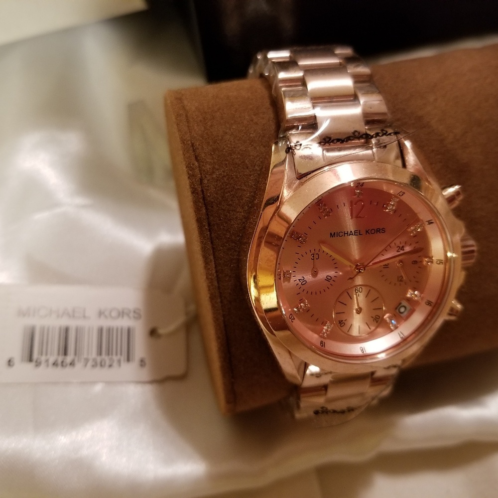 Michael Kors - Picture 7 of 7